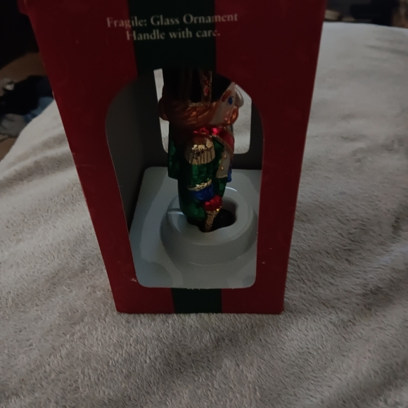 BRASS KEY NUTCRACKER KING - Picture 9 of 10